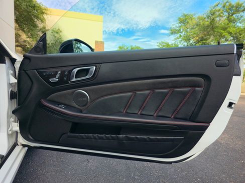 Used 2017 Mercedes-Benz SLC 43 AMG image 26