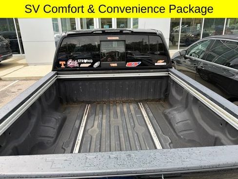 Used 2017 Nissan Titan SV AWD/4WD image 7