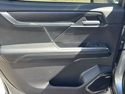 Certified 2025 GMC Acadia Elevation image 16