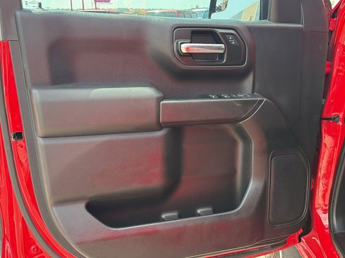 Used 2023 Chevrolet Silverado 1500 Custom AWD/4WD image 9