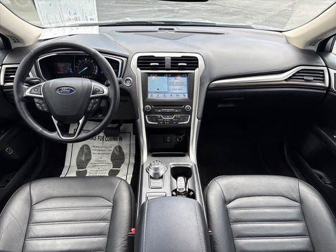 Used 2017 Ford Fusion Energi SE FWD image 11