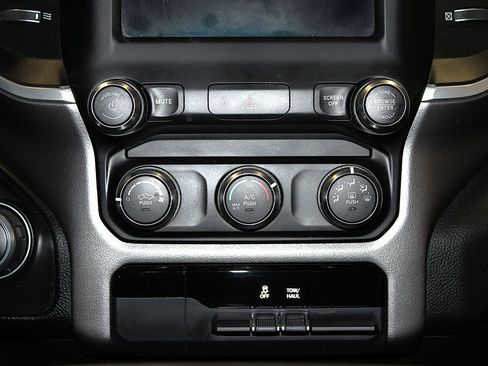Certified 2020 RAM 1500 Big Horn AWD/4WD image 20
