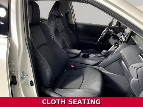 Used 2022 Toyota Venza LE AWD/4WD image 28