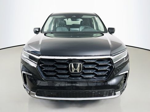Used 2023 Honda Pilot EX-L image 2