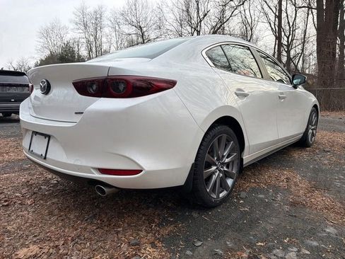 Used 2024 MAZDA MAZDA3 s image 3