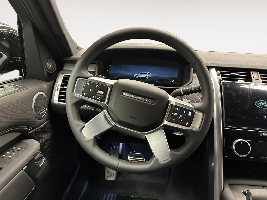 New 2026 Land Rover Discovery Limited Edition AWD/4WD image 12