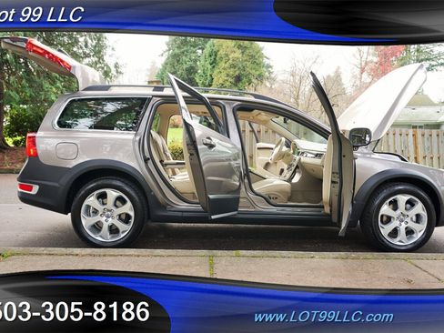 Used 2010 Volvo XC70 T6 image 29