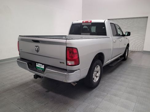 Used 2016 RAM 1500 Classic SLT RWD image 9
