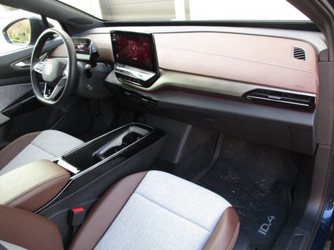 Used 2023 Volkswagen ID.4 Pro image 66