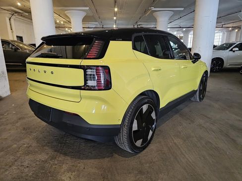 Used 2025 Volvo EX30 Ultra image 4