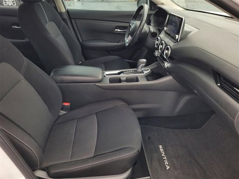 Used 2021 Nissan Sentra SV image 11
