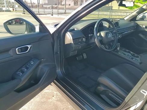 Used 2023 Honda Civic Sport image 12