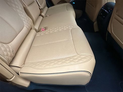 Used 2023 Jeep Grand Cherokee Summit image 16