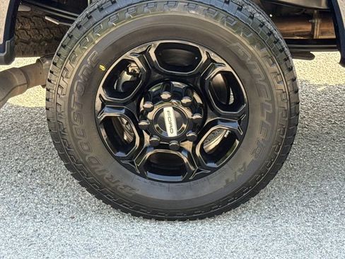 Certified 2025 Ford F250 XL w/ STX Appearance Package AWD/4WD image 10