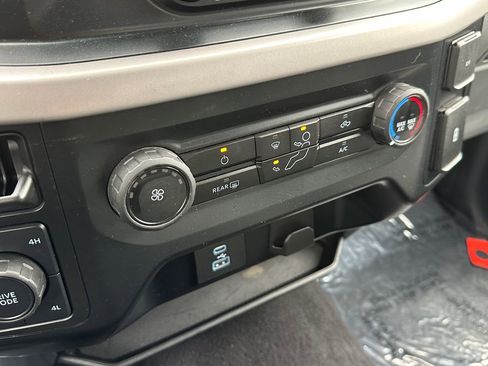 Used 2023 Ford F150 XLT AWD/4WD image 34