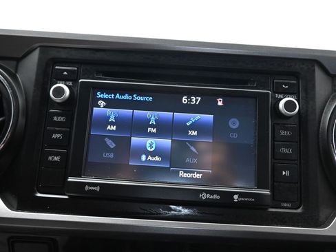 Used 2017 Toyota Tacoma SR5 image 16