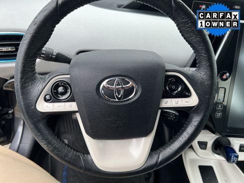 Used 2017 Toyota Prius Prime Advanced w/ Carpet Mat Package FWD image 8