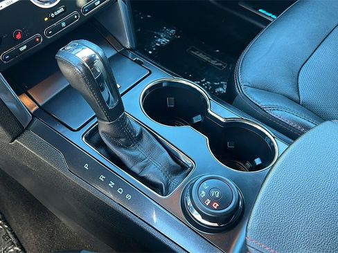 Certified 2018 Ford Explorer Sport image 14