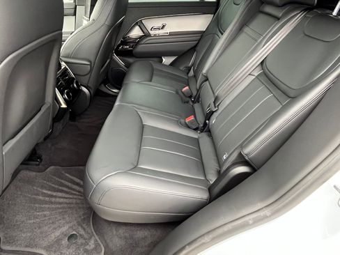 Used 2024 Land Rover Range Rover Sport Dynamic SE image 13