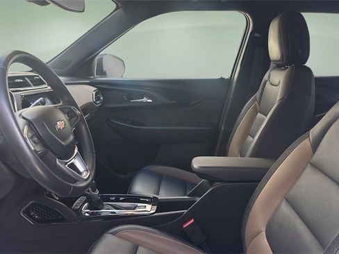 Used 2021 Chevrolet TrailBlazer ACTIV w/ Convenience Package image 13