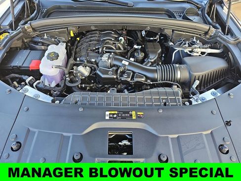 New 2025 Jeep Grand Cherokee Altitude AWD/4WD image 32