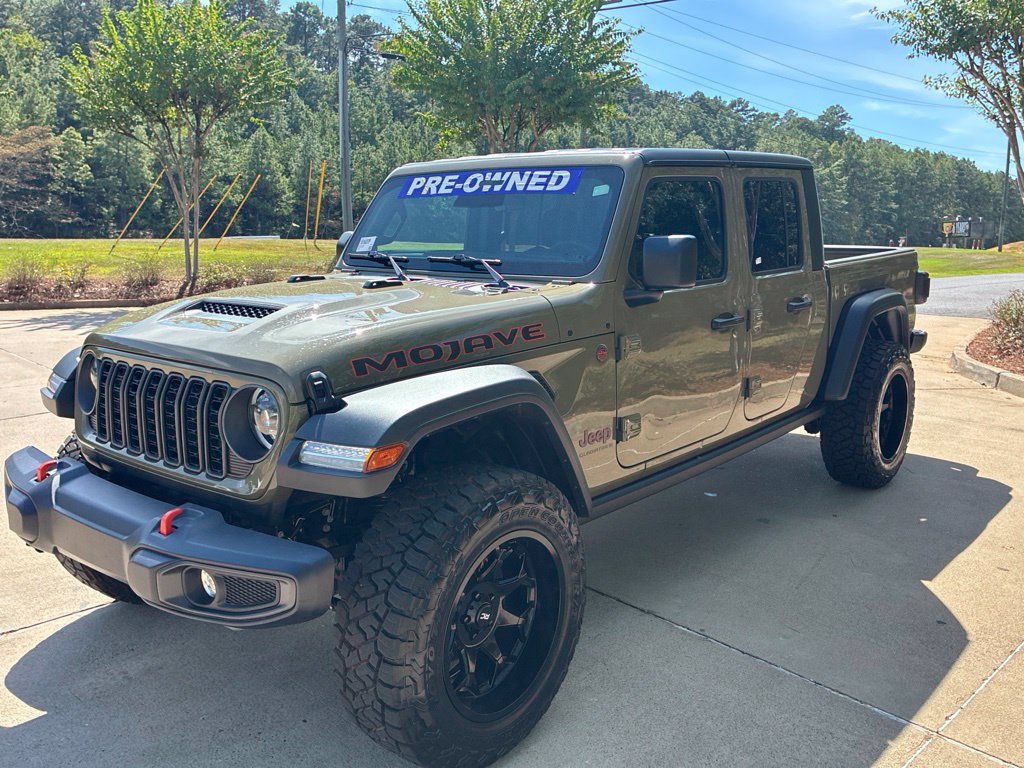 Used 2026 Jeep Gladiator Mojave AWD/4WD image 13