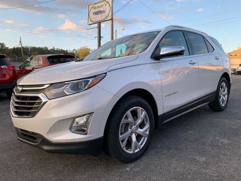 Used 2018 Chevrolet Equinox Premier image 1