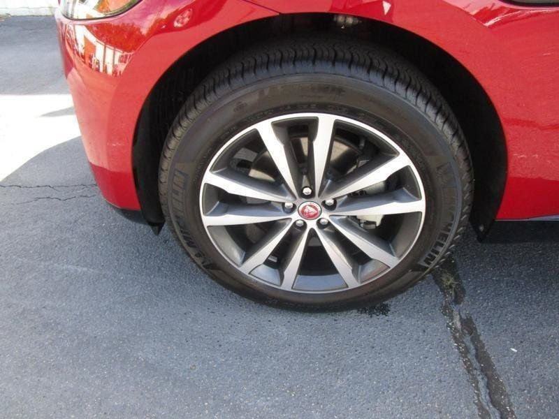 Used 2022 Jaguar F-PACE S AWD/4WD image 12