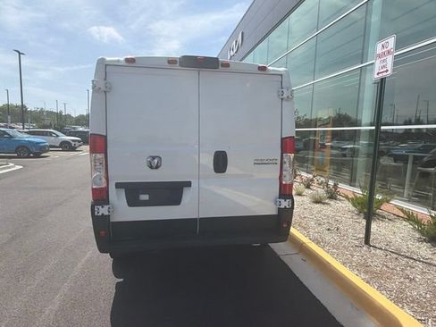 Used 2025 RAM ProMaster 2500 w/ Convenience Group FWD image 20