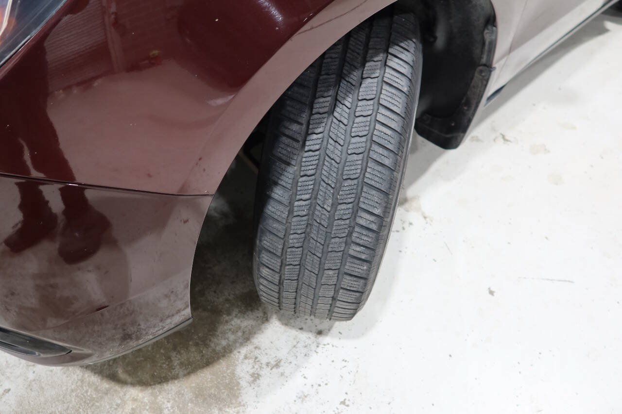 Used 2016 Acura MDX w/ Advance & Entertainment Pkg FWD image 12