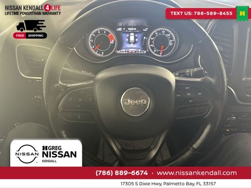 Used 2020 Jeep Cherokee Trailhawk w/ Cold Weather Group image 22