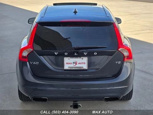Used 2015 Volvo V60 T5 Premier image 7
