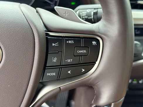 Used 2019 Lexus ES 350 w/ Accessory Package 2 FWD image 26