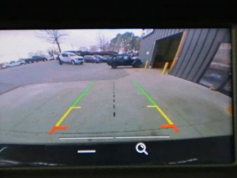 Used 2017 Ford Edge SE FWD image 8