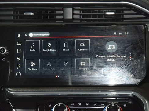 Used 2024 GMC Sierra 1500 Denali AWD/4WD image 32