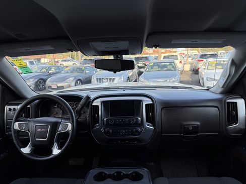 Used 2018 GMC Sierra 1500 SLE w/ SLE Value Package image 13