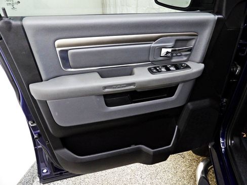 Used 2016 RAM 1500 Big Horn AWD/4WD image 6