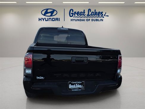 Used 2023 Toyota Tacoma Limited image 39