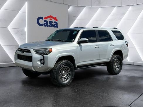 Used 2020 Toyota 4Runner SR5 image 7