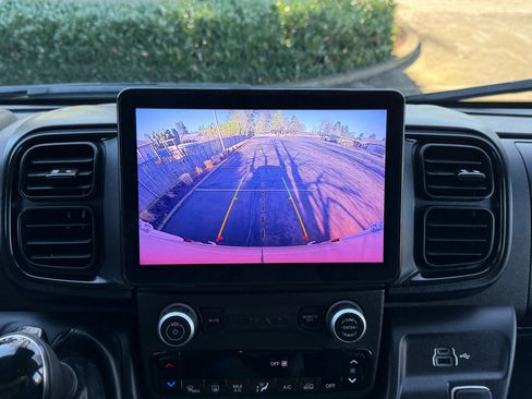 Used 2023 RAM ProMaster 2500 w/ Premium Convenience Group (B) image 19