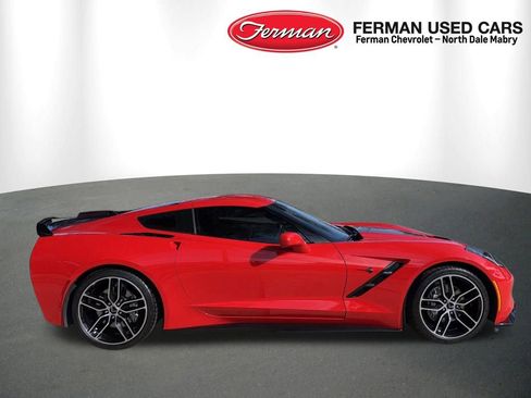 Used 2017 Chevrolet Corvette Stingray Coupe w/ 1LT image 2