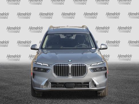 Certified 2025 BMW X7 xDrive40i image 3