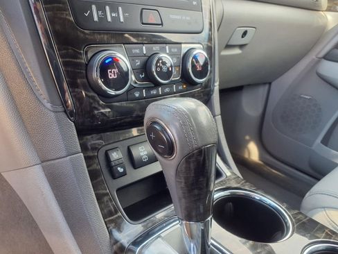 Used 2013 Buick Enclave Premium w/ LPO, Cargo Convenience Pkg image 27