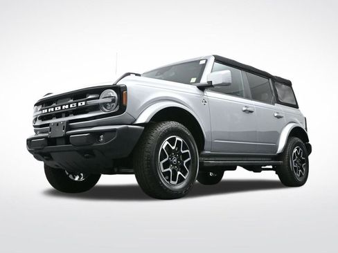 Used 2024 Ford Bronco Outer Banks image 33