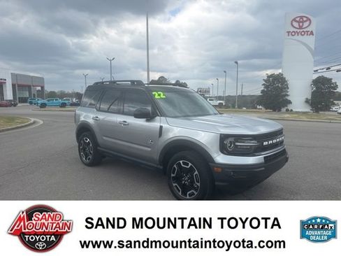 Used 2023 Ford Bronco Sport Outer Banks image 1