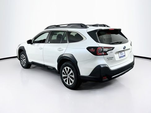 Used 2023 Subaru Outback Premium AWD/4WD image 7