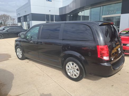 Used 2016 Dodge Grand Caravan SE w/ Quick Order Package 29E SE image 7