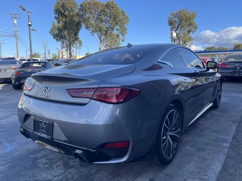 Used 2017 INFINITI Q60 2.0t AWD/4WD image 5