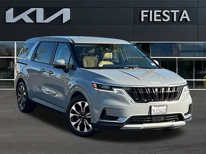 Used 2024 Kia Carnival EX