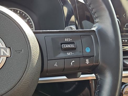 Certified 2022 Nissan Pathfinder Platinum w/ Cargo Package image 22